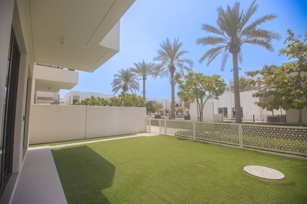 Luxury 3 Bdr Villa By The Sea 54 Fujairah Bagian luar foto